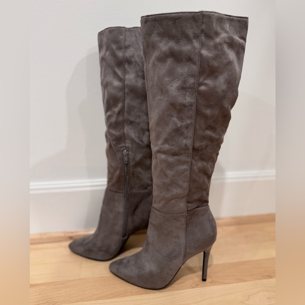 Charles David. size 6.5, knee high suede boots.